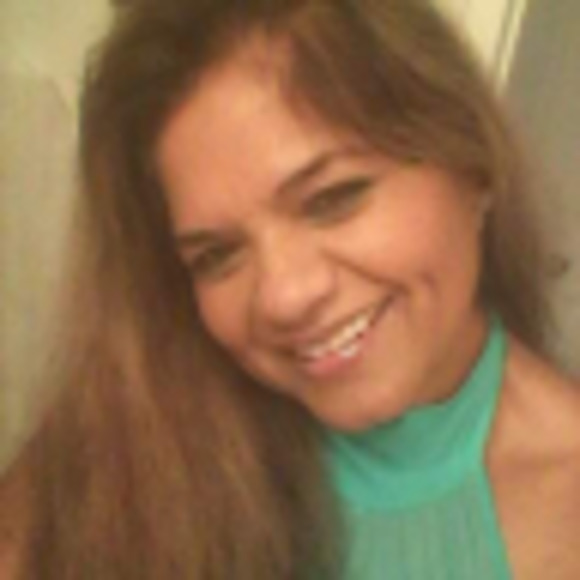 Meet your Posher, Emi - Picture 1 of 1